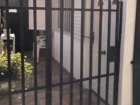 Weizman 700, Piso pb