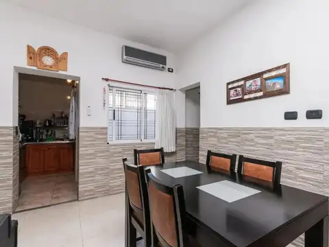 Depto Tipo Casa en Venta de 5 ambientes