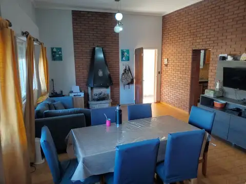 Depto Tipo Casa en Venta de 3 ambientes