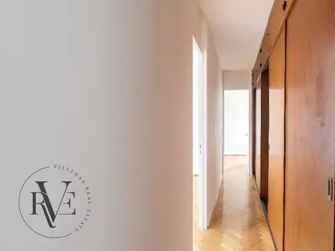 Venta - Barrio Norte  - Avenida Cordoba 2478 y Larrea 785  -  4 ambientes con dependencia - 88. mts