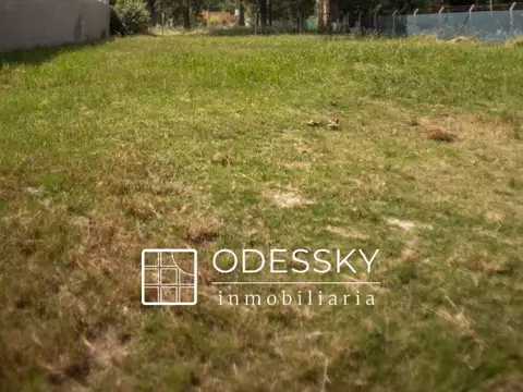 Terreno en Venta 52  mts Fondo