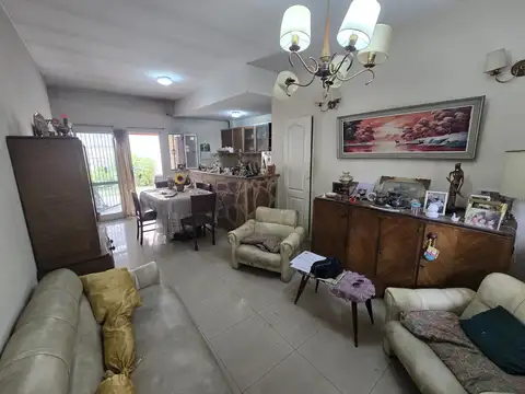 Coronel Dorrego 200, Piso PB