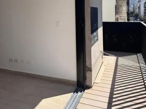 Av. La Plata 600, Piso 14