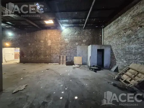 Venta / Permuta - Galpón - barrio La Tablada