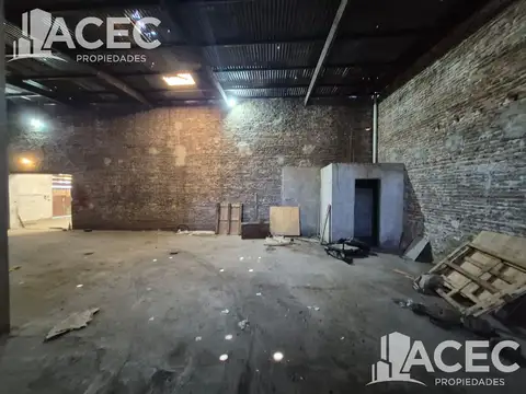 Venta / Permuta - Galpón - barrio La Tablada