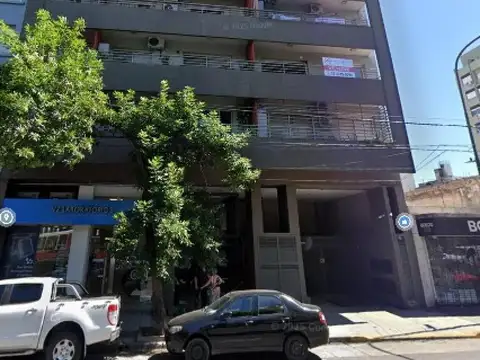 Avenida Independencia e/ Colombres y Avenida Boedo