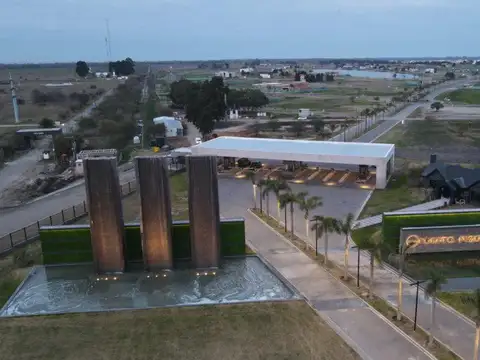 Terreno en Venta 44  mts Fondo