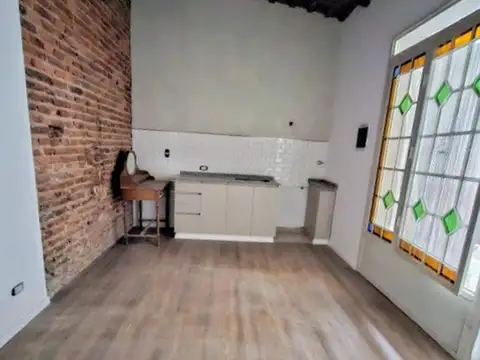 Depto Tipo Casa en Venta en Floresta, USD 94.000