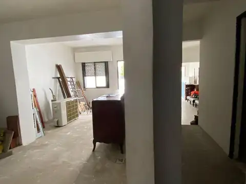 Depto Tipo Casa en Venta 40 años