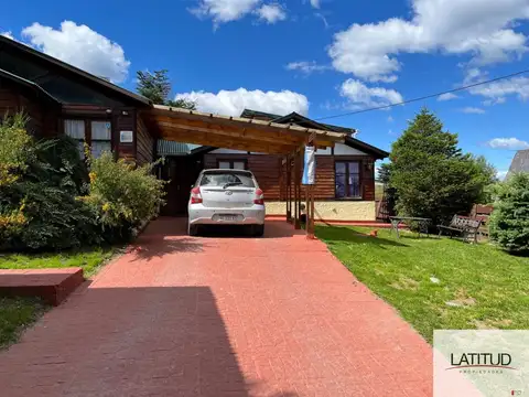 Casa en venta de 4 dormitorios c/ cochera en Ushuaia
