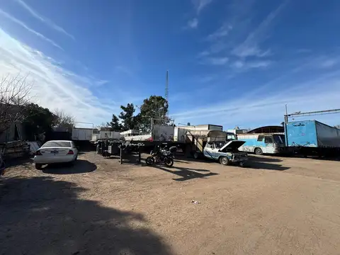 Galpon en Venta 45  mts Frente