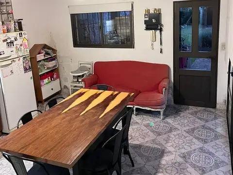 Casa 3 ambientes con 1 baño