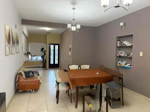 Casa Dúplex  en Alquiler en Zarate Centro, Zárate, G.B.A. Zona Norte