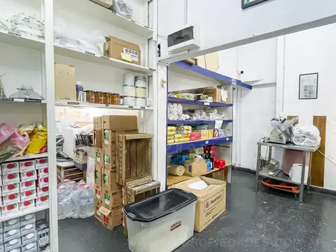 Local en Venta en Olivos Vias/Rio, USD 62.000