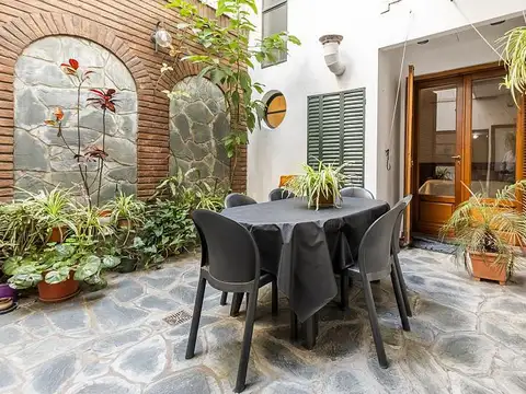 Venta Departamento 4 ambientes PH Entrada independiente Patio Sin expensas Villa Santa Rita