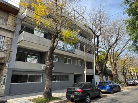 Lugones 4600, Piso PB