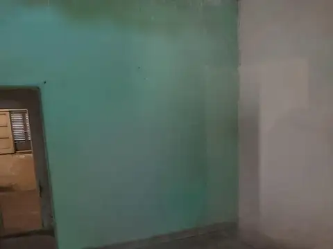 VENDO PRUSIA 6800 CASA AL FRENTE A RECICLAR BARRIO BELGRANO