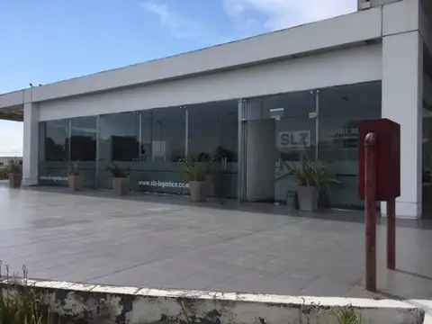 Inmejorable fracción comercial, logística e industrial