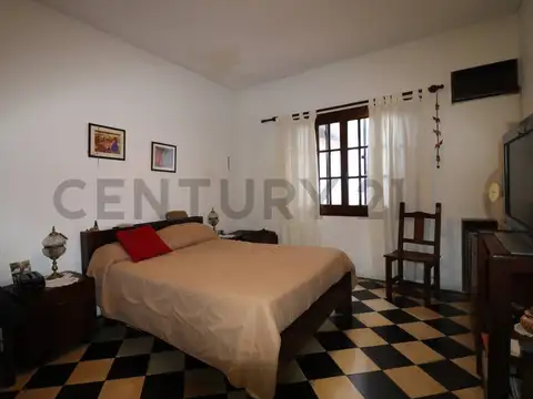 Casa 7 ambientes con 3 baños