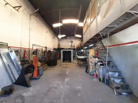 Galpon en Venta en Mataderos, USD 159.000