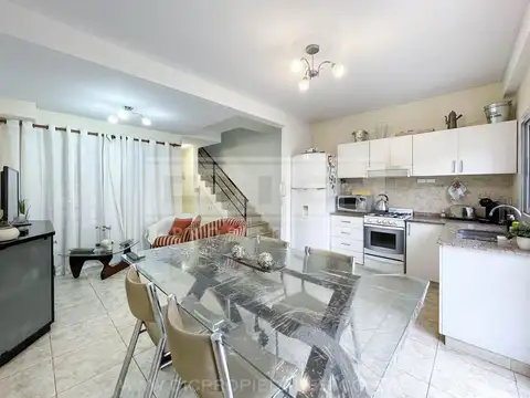 Casa en Venta con 1 cochera