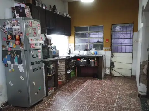 Casa en Venta en Castelar, USD 62.000