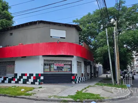 Excelente Local 166 m2 con vivienda y terraza en PA Villa Ballester (Zona Jumbo)