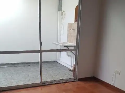 Departamento en Venta en Bernal Oeste, USD 48.000