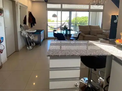 Bolivar 385 , Piso 3