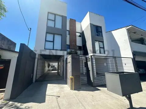 Ph 2 amb planta baja c/cochera macrocentro casi nuevo