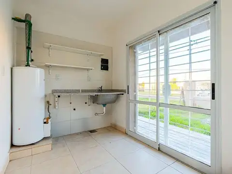 VENTA- CASA 3 DORMITORIOS- LAS TARDES