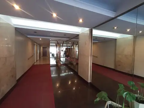 Av.San Pedrito 100 , Piso 10