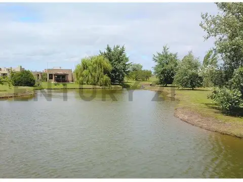 Terreno en Venta 20  mts Frente