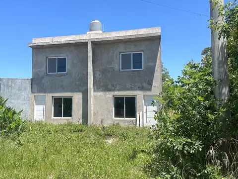 VENTA DUPLEX EN BLOCK 3 AMB CON PARQUE SANTA CLARA