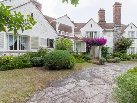 Casa en Venta de 5 dormitorios