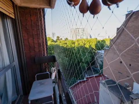 Departamento 4 ambientes con 2 baños