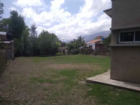 VENTA 2 DPTOS VILLA MERLO A 7 CUADRAS DEL CENTRO