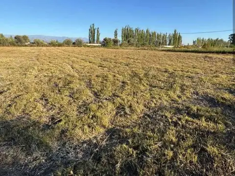 DOS TERRENOS A LA VENTA EN BARRIO BENEVENTO