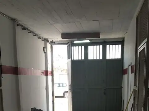 MERLO ESTEBAN - (3F) 4500