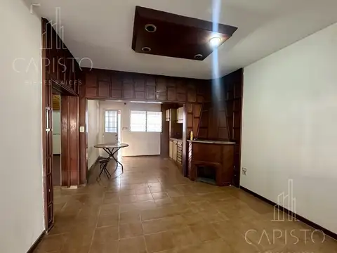 Depto Tipo Casa en Alquiler de 3 ambientes