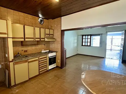 Depto Tipo Casa en Alquiler en Jose Leon Suarez, $ 890.000