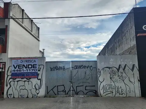 AMPLIO LOTE DE 324m2 U2B