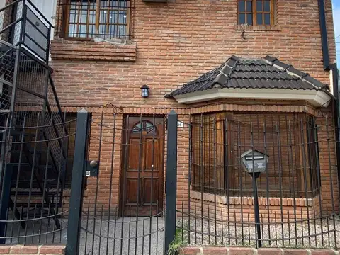 PH 2 AMBIENTES CON PATIO - ALQUILER