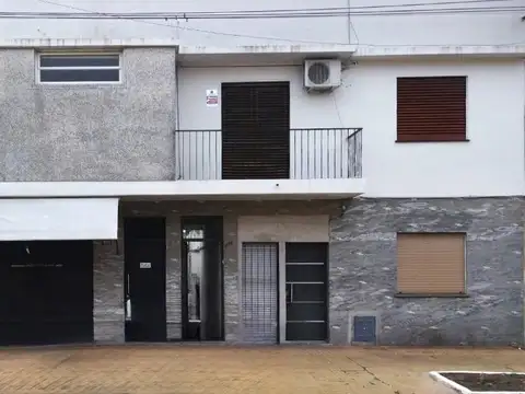 Local + casa en venta