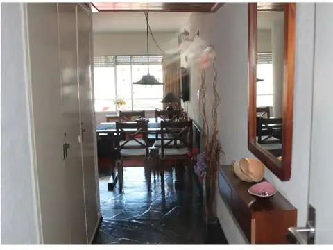 Departamento en Venta en Península, USD 155.000