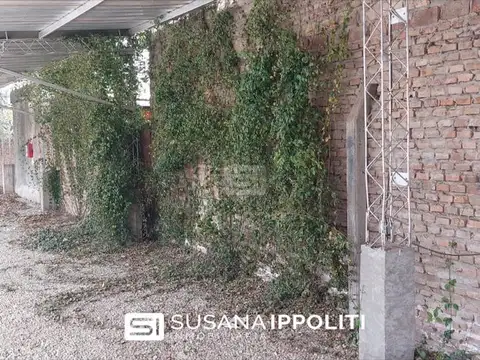 Cocheras techadas en alquiler casco urbano Roldán