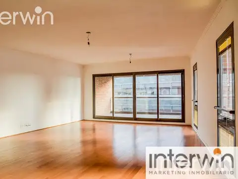 Venta 2 ambientes, muy luminoso, Cochera fija y baulera. Amenities