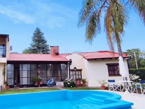 Exc.casa vta 7 dorm gge/terraza/pileta/qcho Uruguay al 2600