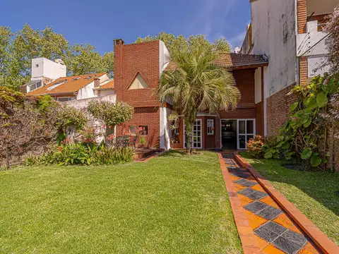 CASA DE CATEGORIA VENTA FLORIDA VICENTE LOPEZ