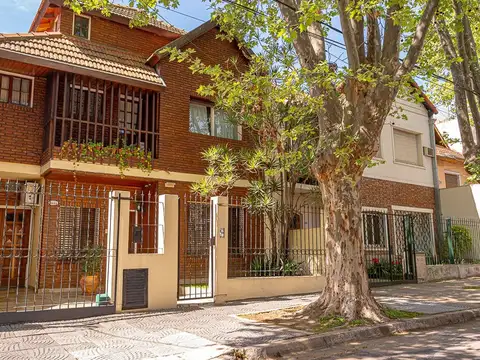 CASA DE CATEGORIA VENTA FLORIDA VICENTE LOPEZ